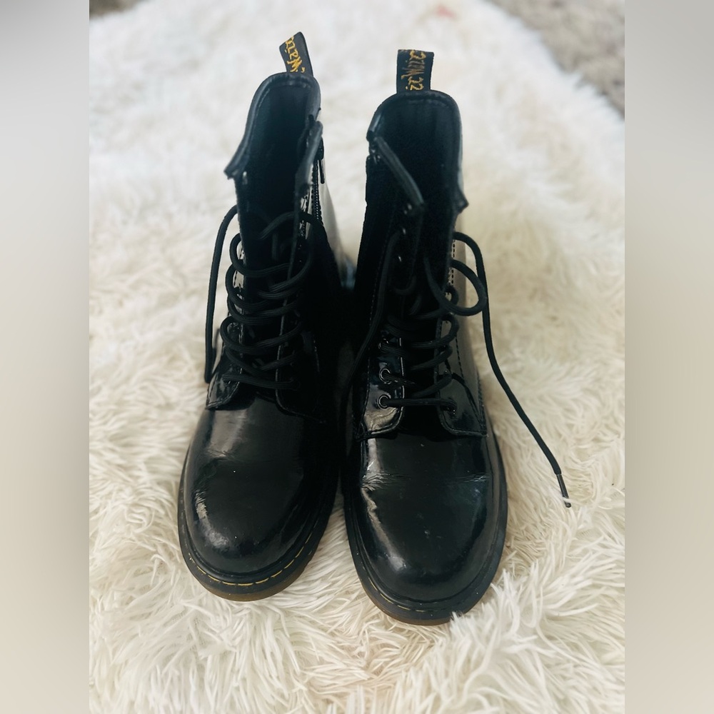 Black Lace-Up Women's Boots